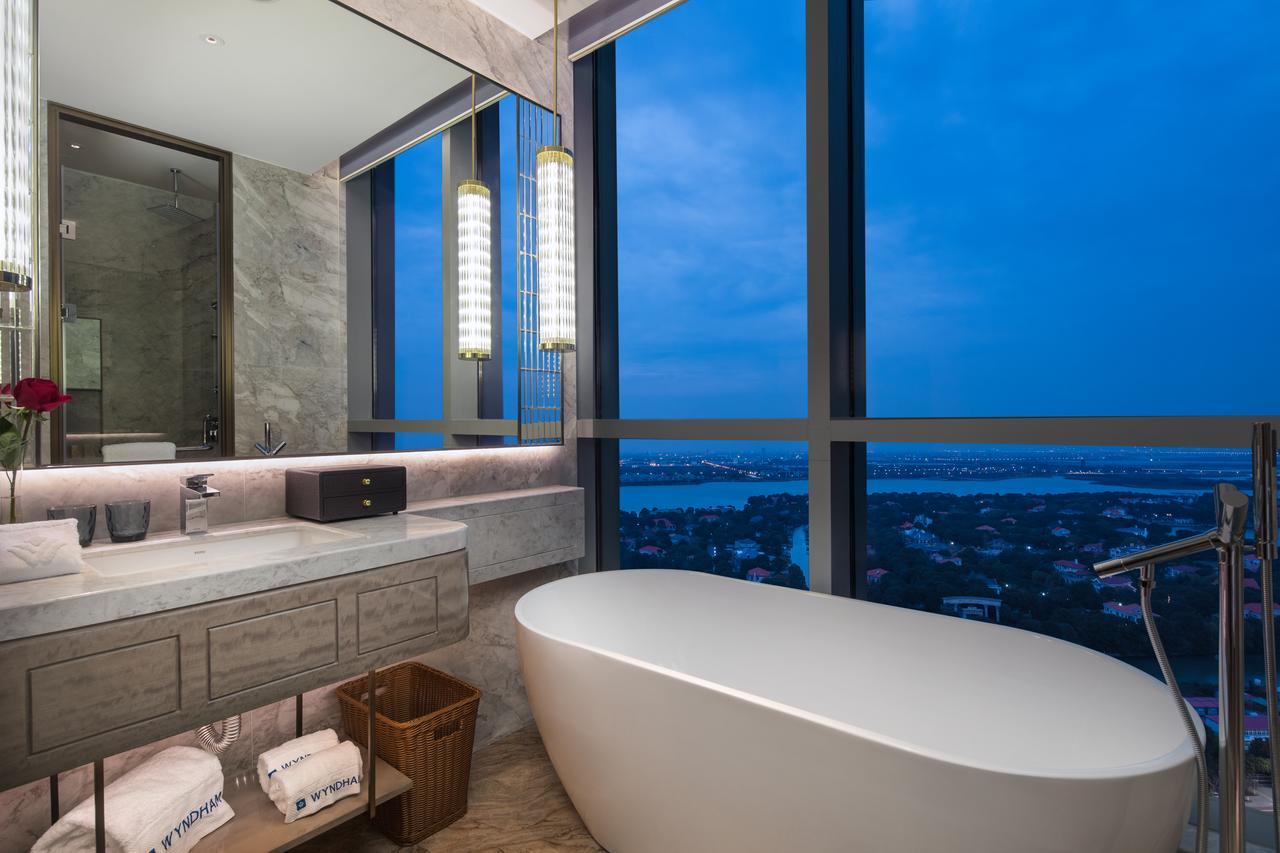 Wyndham Grand Suzhou Fenhu Otel Xinta Dış mekan fotoğraf